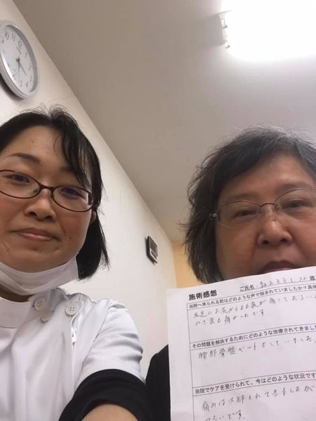 70代女性　お尻から太もも裏の痛み、膝裏痛　2ショット.jpg